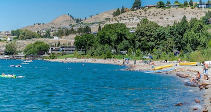 Lakeview huoneisto, jossa viihtyisä ilmapiiri, helppo pääsy kaupunkiin