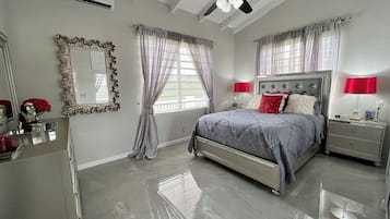 2 bedrooms, desk, iron/ironing board, travel cot