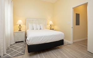 4 habitaciones, tabla de planchar con plancha y wifi gratis