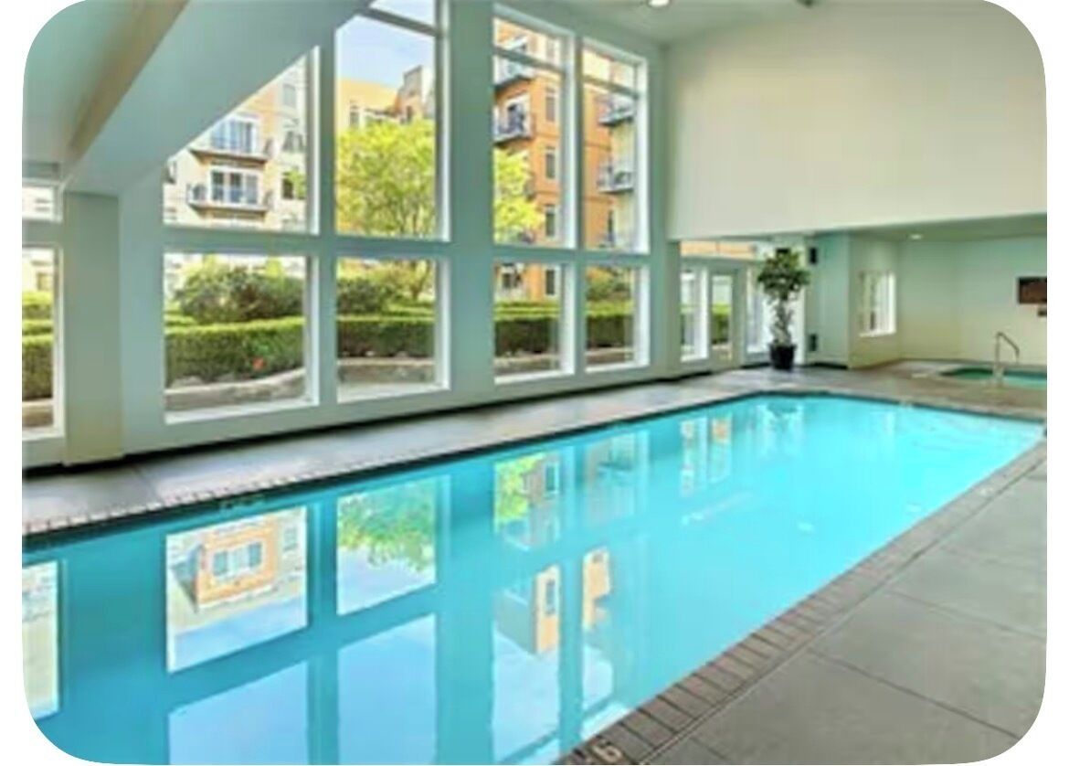 Piscine intérieure, piscine chauffée