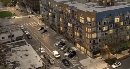 2 BR, Downtown, WATER VIEW. 98% Walk Score! FREE Pkg-Hot Tub, Pool, weight room
