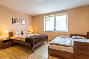 Appartement Confort, 2 chambres (1) | 2 chambres, bureau, rideaux d’obscurcissement, système d’insonorisation