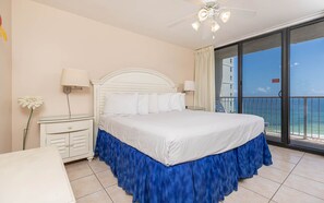 2 slaapkamers, een strijkplank/strijkijzer, gratis wifi, beddengoed