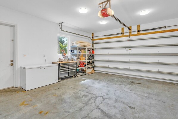 Interior - M12 - Beautiful house in Key Colony offering 4 bedrooms, pool and dockage! (Key Colony Beach)