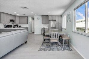 Unclassified image, 2 of 43, button