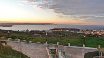 Apartamento, 2 quartos, vista para o mar | Vista do quarto