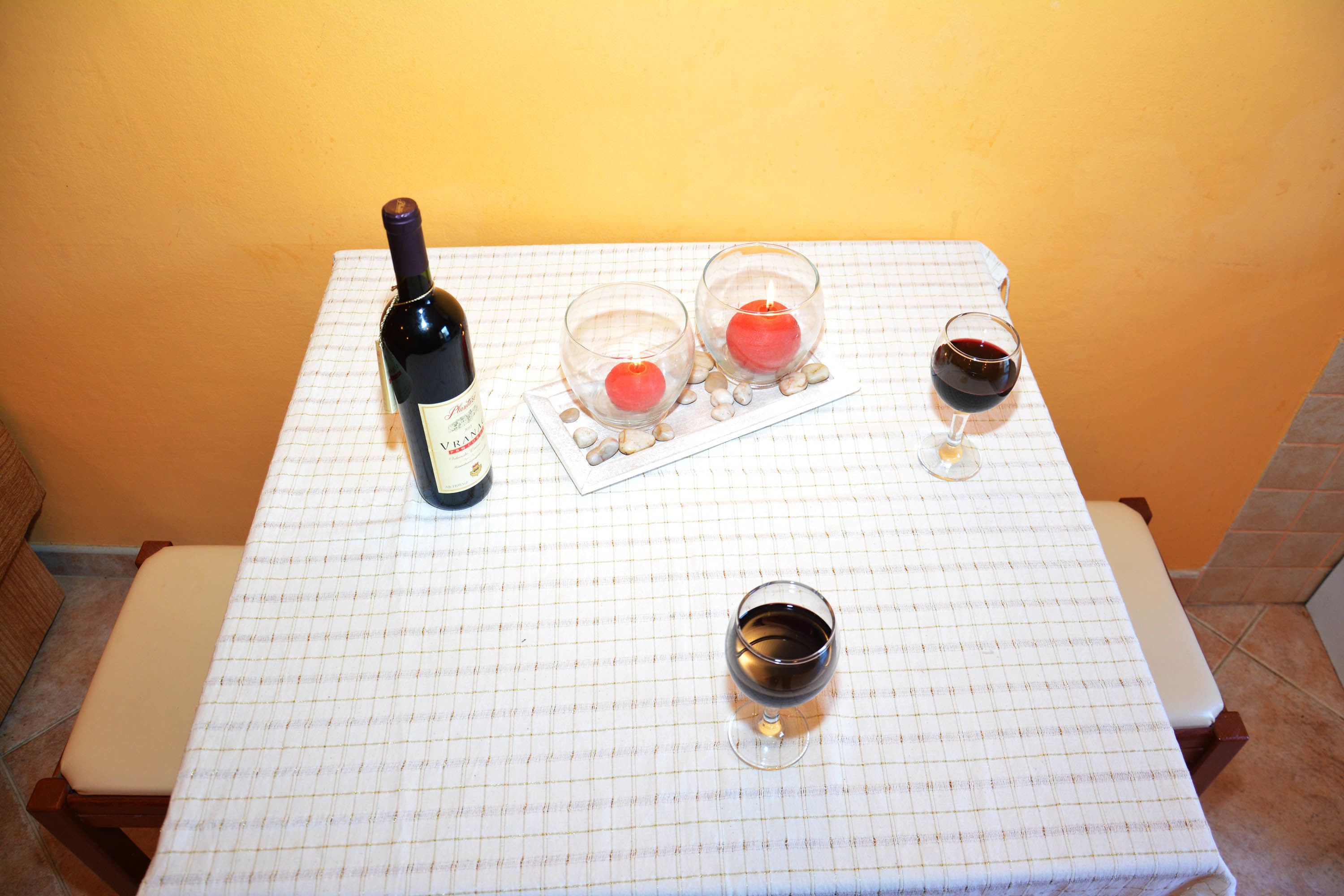 studio, terrace, sea view | in-room dining