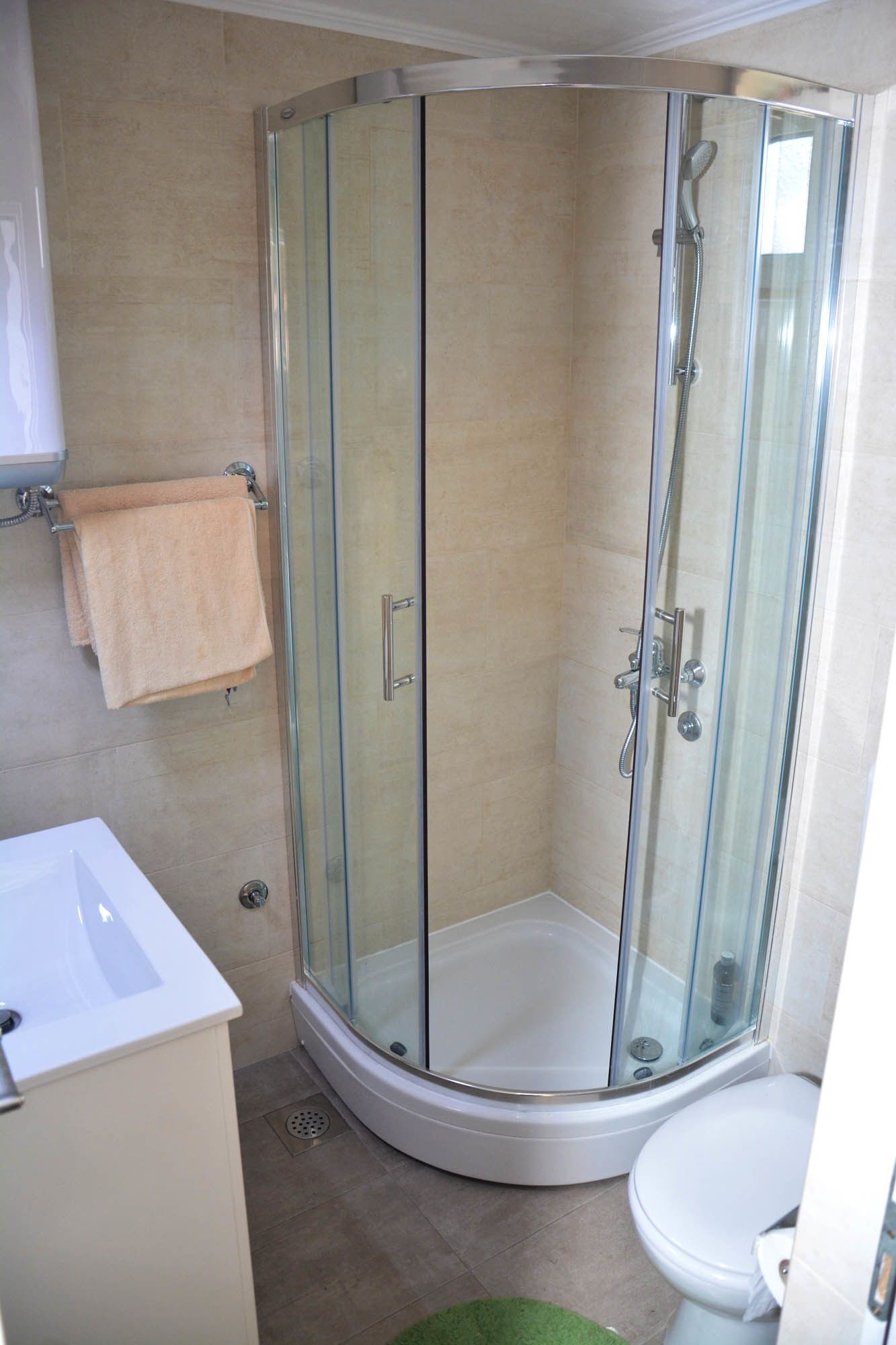 apartment, terrace, sea view | bathroom | shower, free toiletries, hair dryer, towels