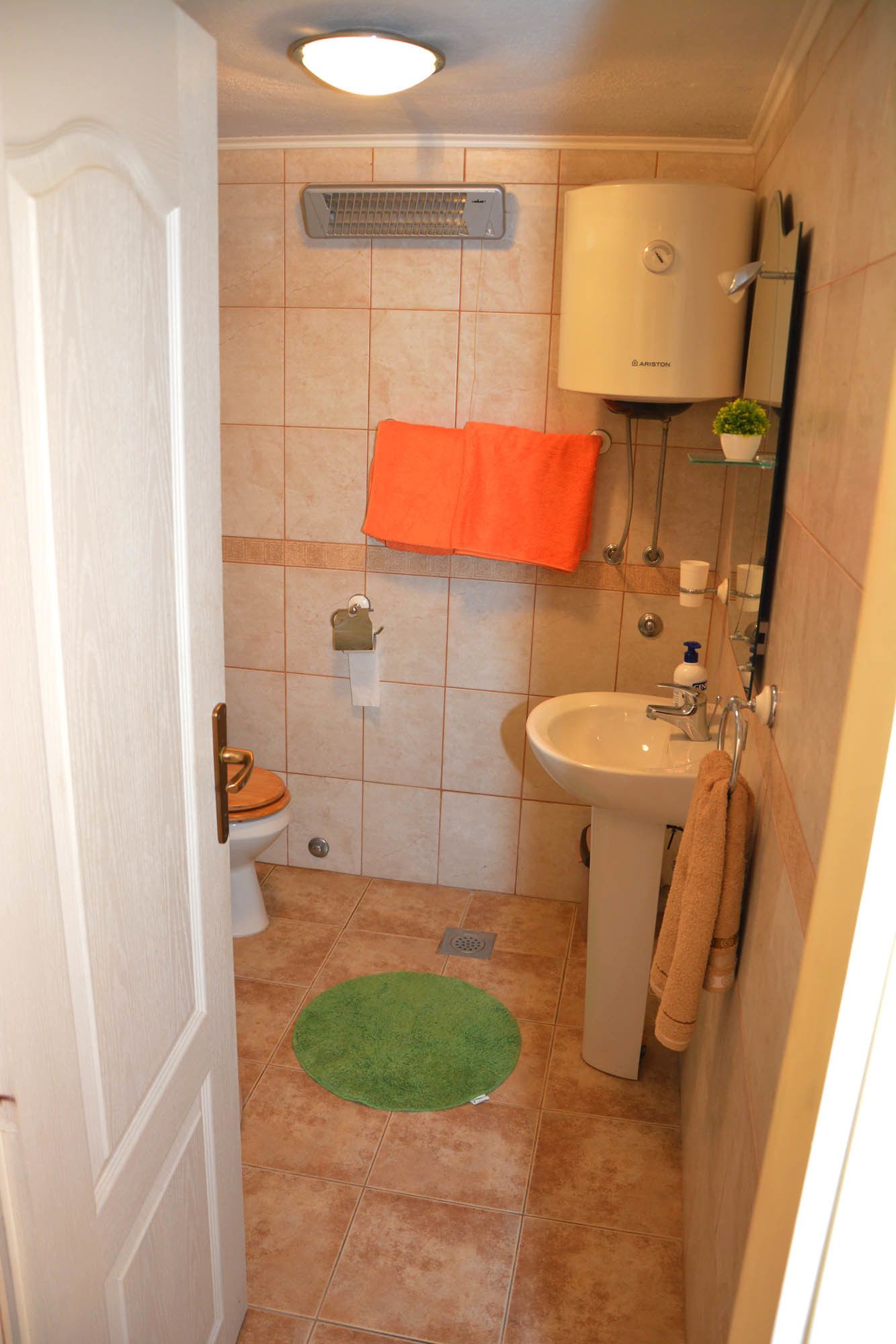 studio, terrace, sea view | bathroom | shower, free toiletries, hair dryer, towels
