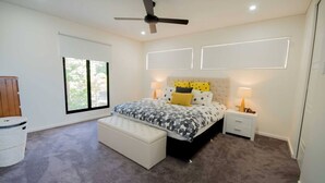 3 bedrooms, WiFi, bed sheets