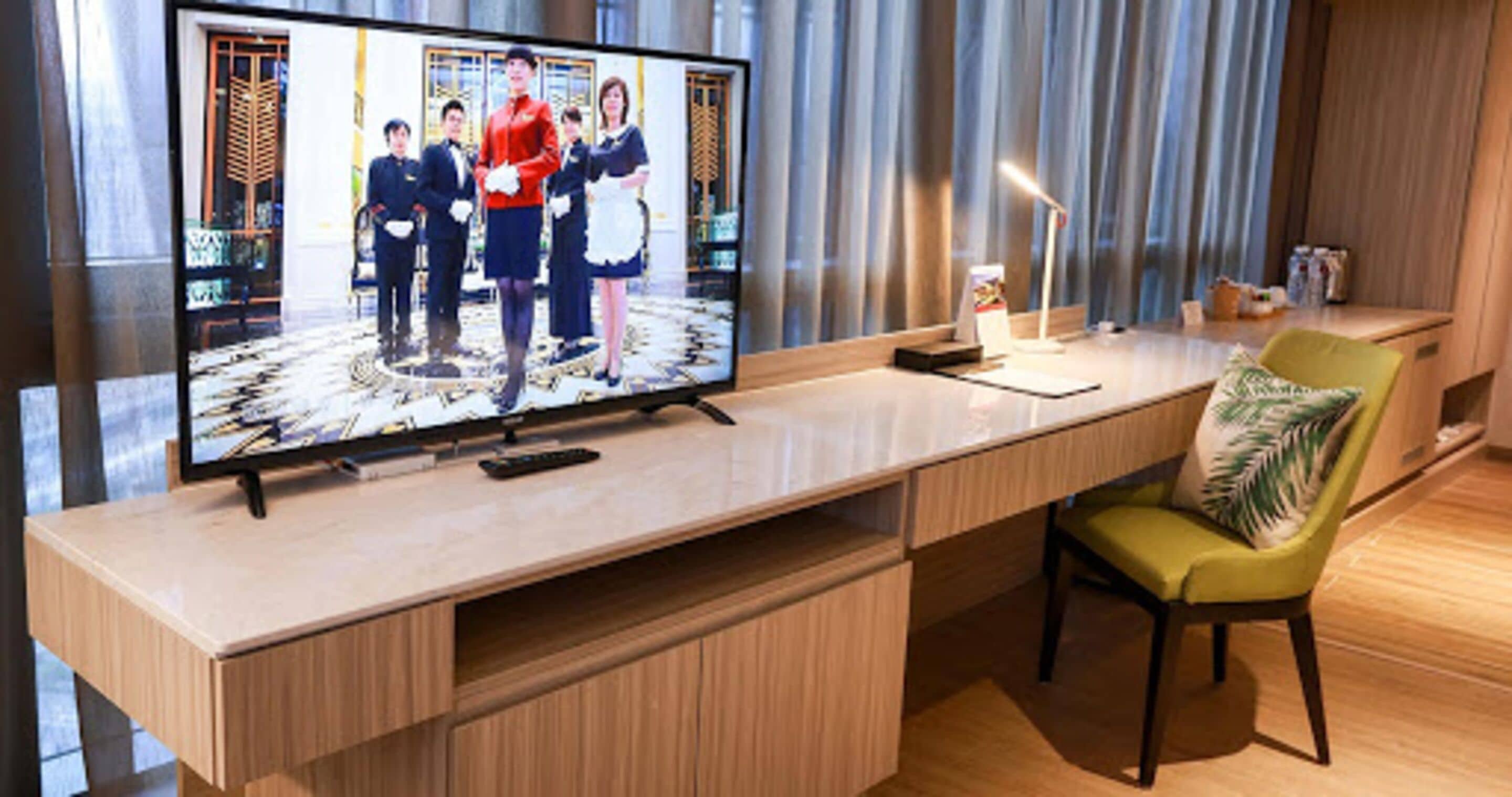 1 bedroom, in-room safe, desk, laptop workspace