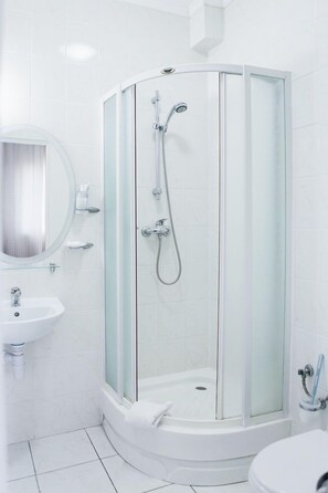 Shower, free toiletries, hair dryer, towels