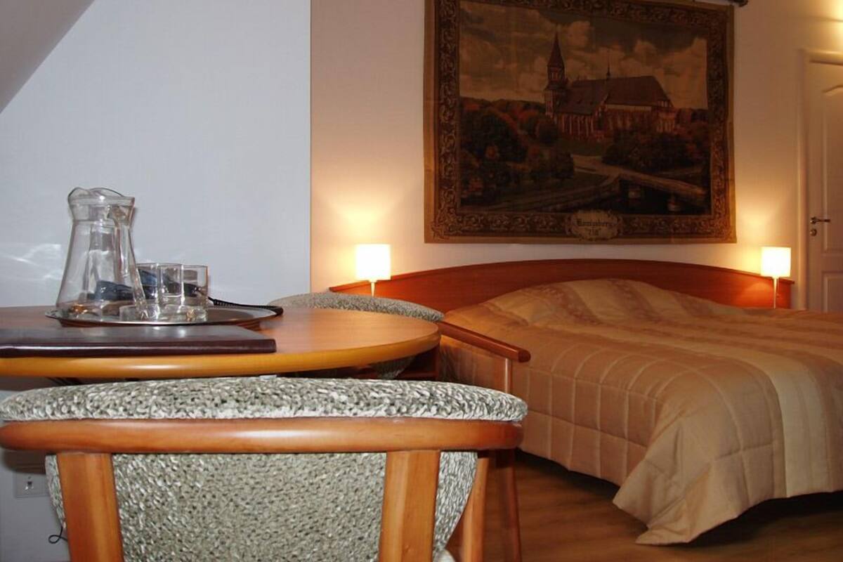 Blackout curtains, free WiFi, bed sheets