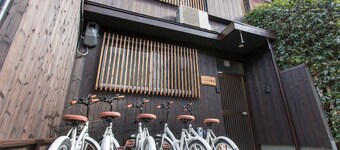 Guest House Kyorakuya Kinkakuji