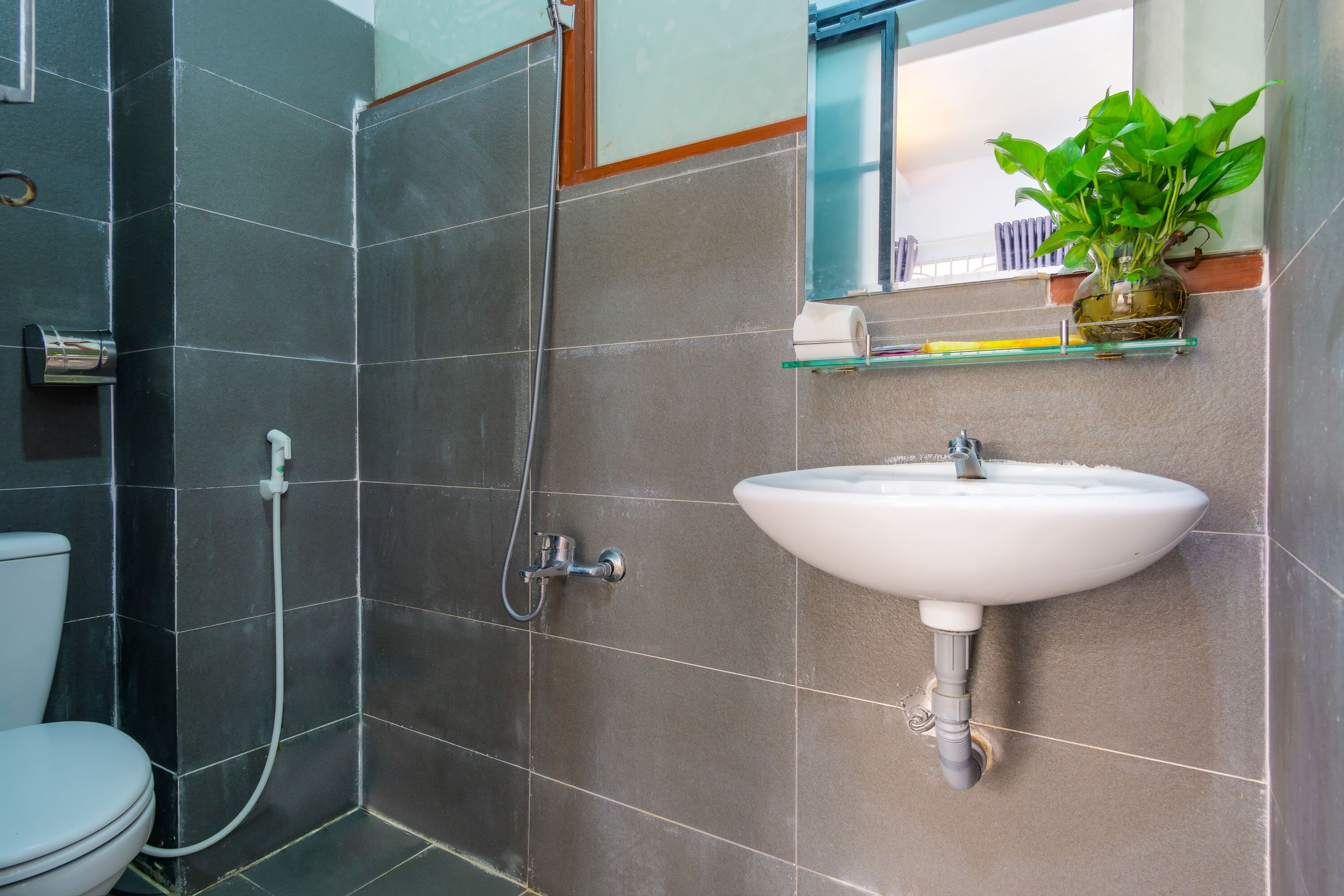 Double Room, Balcony | Bathroom | Free toiletries, hair dryer, slippers, towels