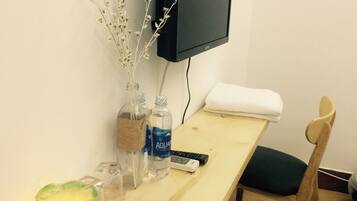 Twin Room | Room amenity