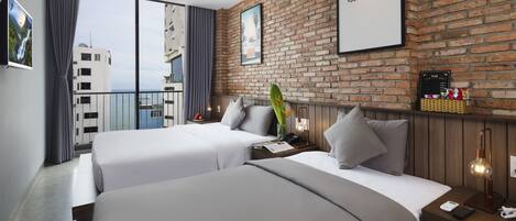 Deluxe Triple Room | Beach/ocean view