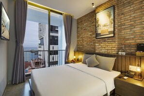 Deluxe Double Room | Beach/ocean view