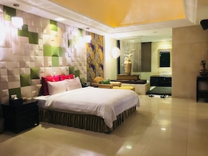 Standard Double Room - Q Motel (New Taipei City)