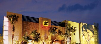 Q Motel