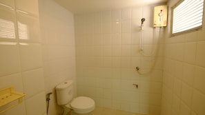 Doppia Standard | Bagno | Doccia, asciugamani