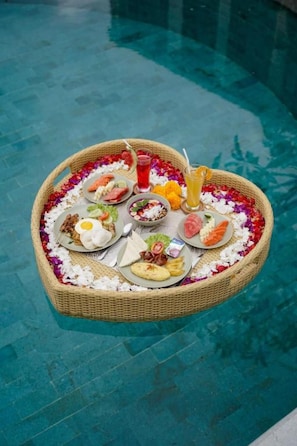 Outdoor pool - Villa Sky Li By Nagisa Bali (Seminyak)