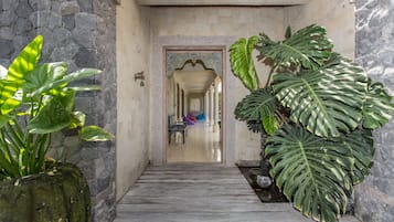 Entrada de la propiedad