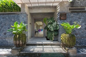 Property entrance - Villa Sky Li By Nagisa Bali (Seminyak)