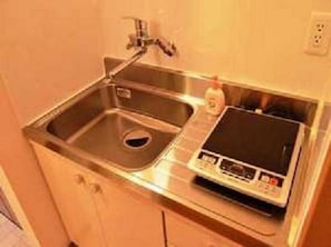 Fridge, stovetop - Karuizawamura Hotel (Karuizawa)