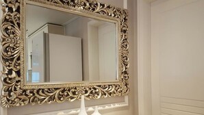 The BURBERRY Residence | Room amenity - The Kings Park Residence (Seoul)