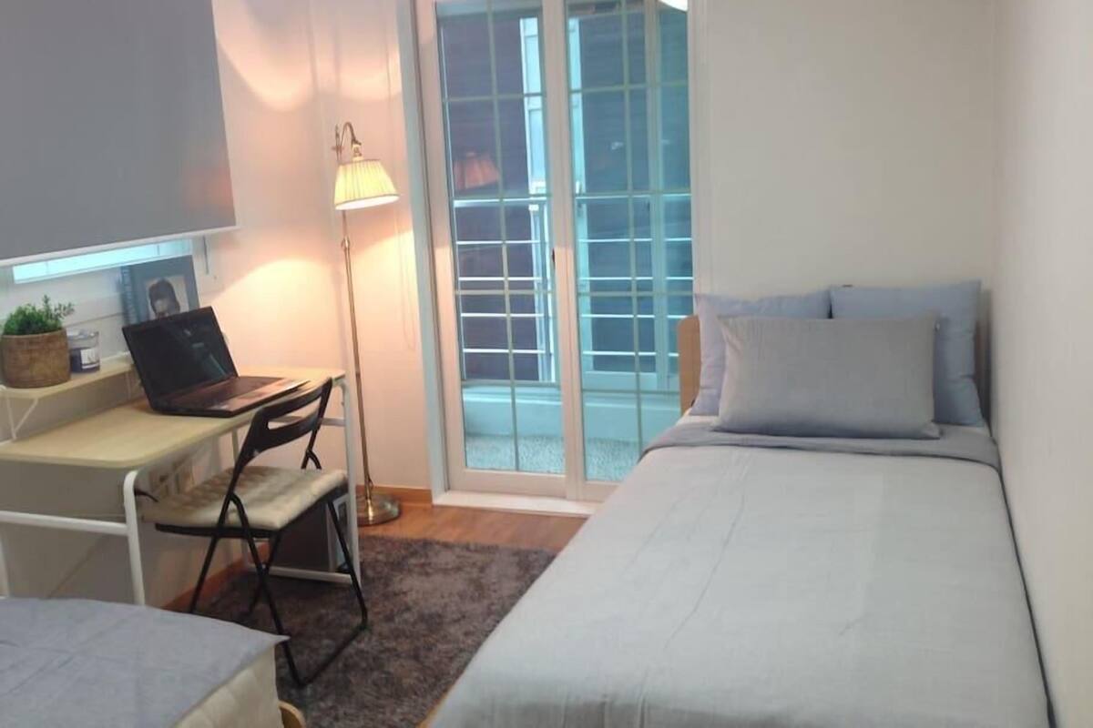 The BURBERRY Residence | WiFi (free)