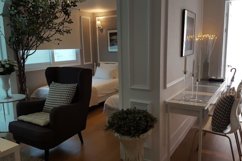 The HERMES Residence | Free WiFi