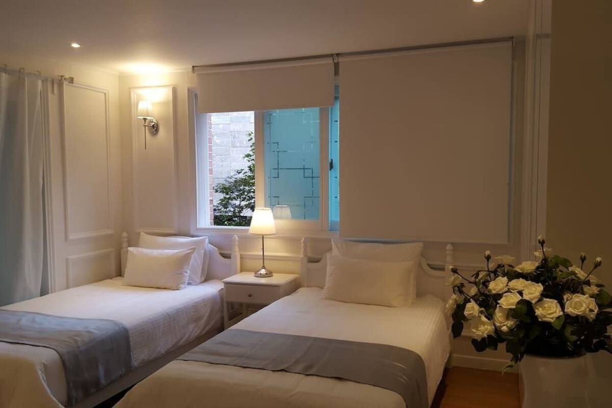 The Kings Park Suite | WiFi (free)