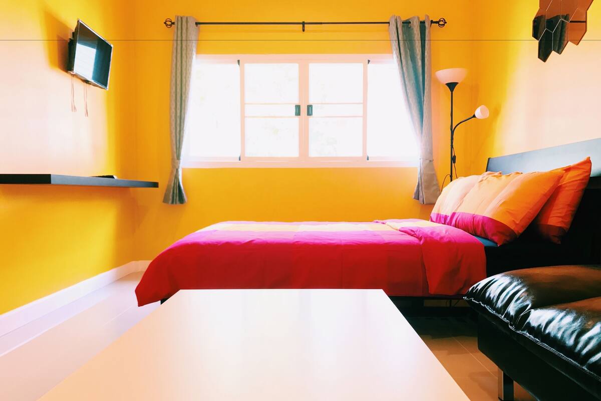 Casa de campo estándar | Artículos del minibar gratis, escritorio, camas extra y wifi gratis