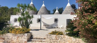 Trullo With Villa And Private Pool.
