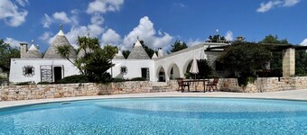 Amazing Private Trullo with Pool.