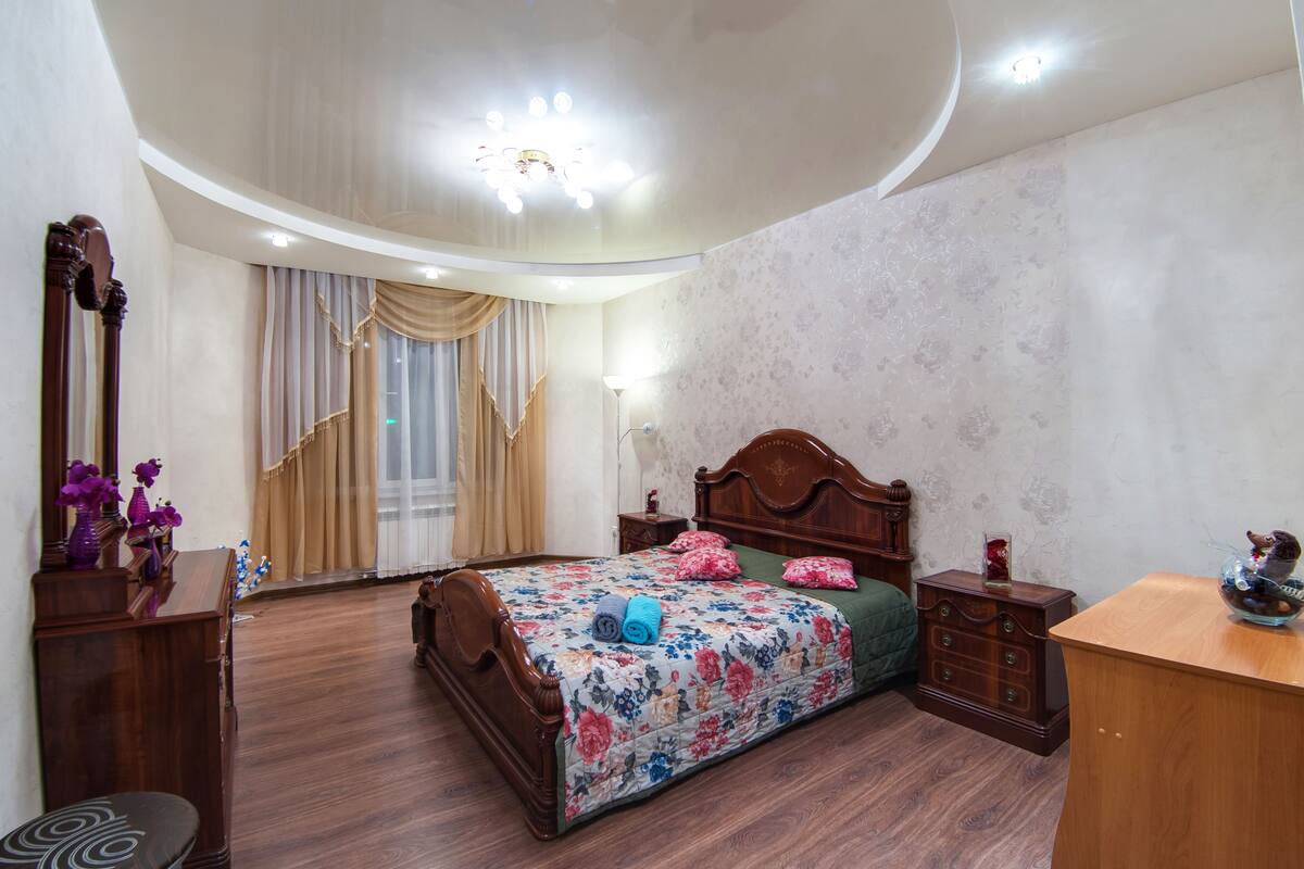 Comfort Apartment, 2 Bedrooms | 1 bilik tidur, meja, seterika/papan seterika, Wi-fi percuma