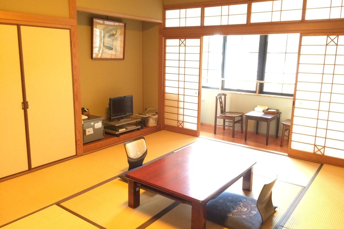 传统客房, 公共浴室 (Japanese Style, For 4 People)