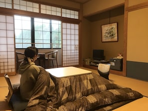 传统客房, 无烟房, 公共浴室 (1Limited,JapaneseStyle,Kotatsu,For 4)