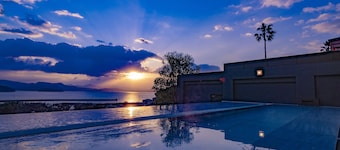 Ooedo Onsen Monogatari Premium Saikaibashi