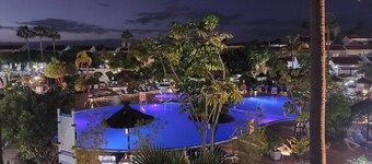 Sunningdale Villa Tenerife.Heated Pool Entertainment Activities Holiday Complex 
