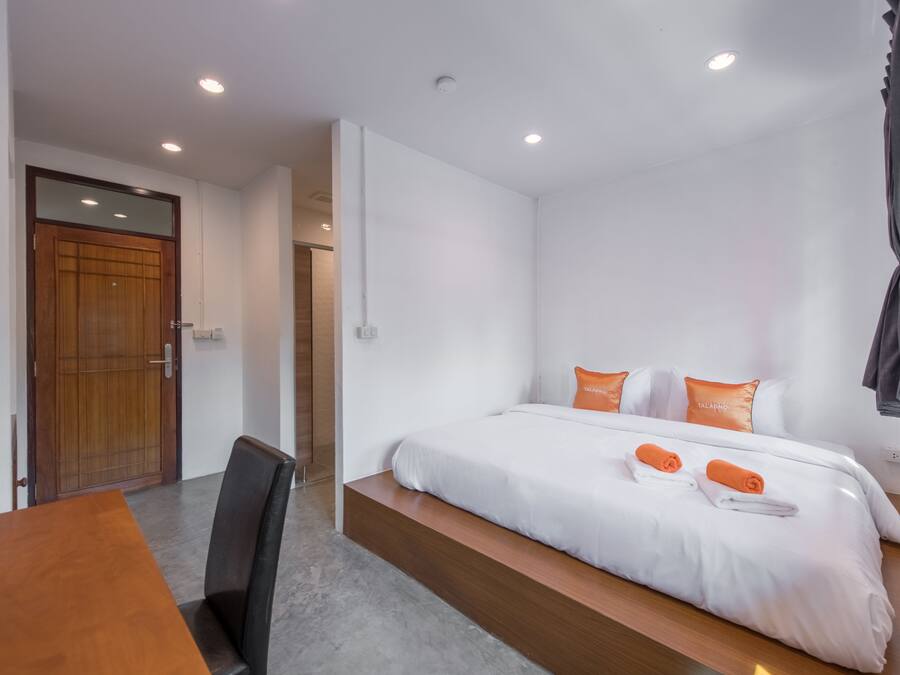 Standard Double Room with Private Bathroom | Verdunkelungsvorhänge, kostenloses WLAN, Bettwäsche