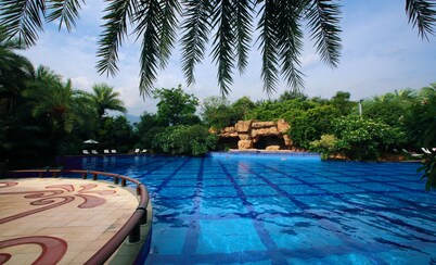 Fuzhou Jeurong Hotel
