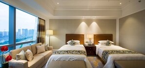Premium bedding, minibar, in-room safe, desk