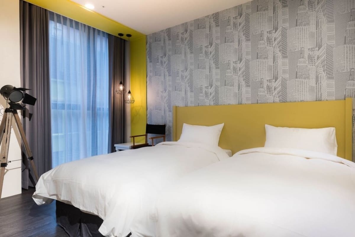 Standard Twin Room