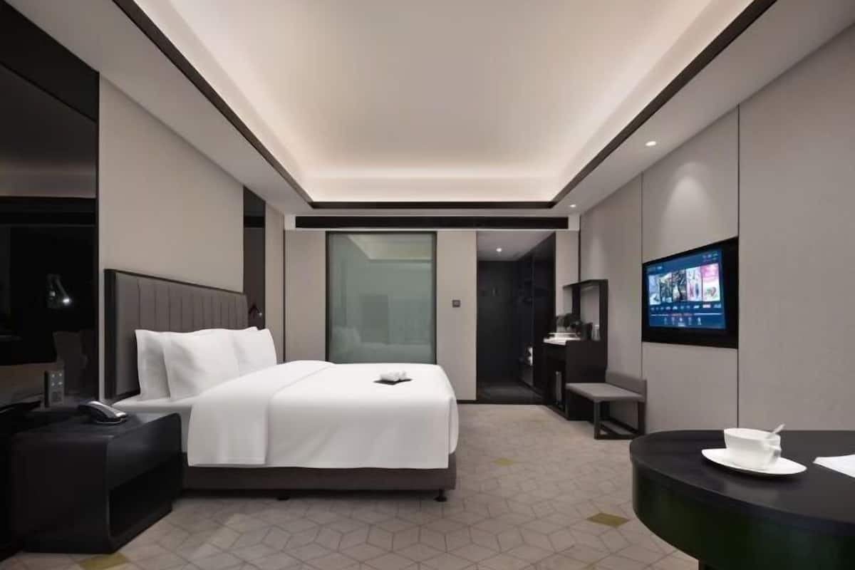 Minibar, in-room safe, desk, blackout drapes