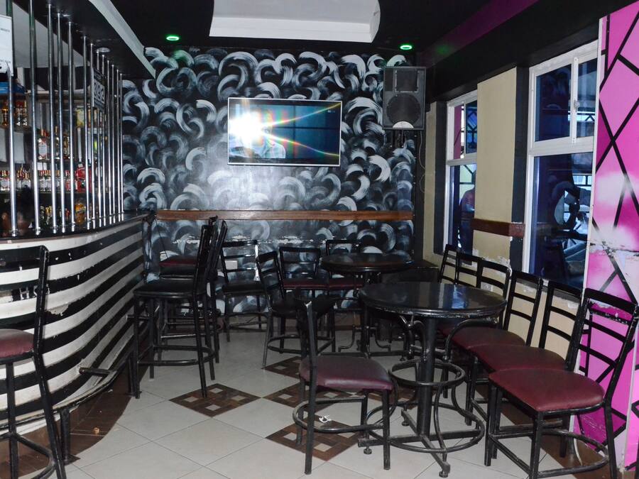 Bar (en el alojamiento)