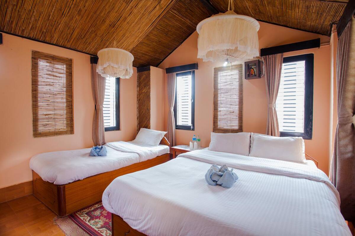 1 Schlafzimmer, hochwertige Bettwaren, Zimmersafe, Schreibtisch