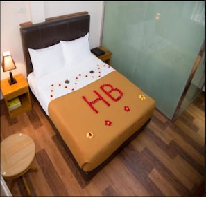 Habitación doble superior | Minibar, caja de seguridad en la habitación, escritorio y wifi gratis 
