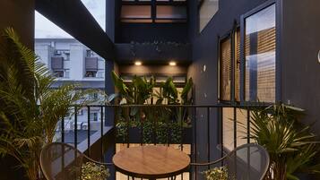 Design Double Room, 1 Queen Bed | Balcony